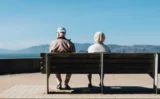 🧬人の寿命は「遺伝」よりも「環境」と「選択」で決まる？ハーバード大学の最新研究が話題に