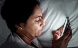 🛌睡眠の質が陰謀論を信じる「落とし穴」になる？最新研究が明かした驚きの関係性とは
