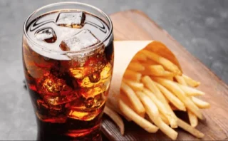 🧠 片頭痛に特大コーラとフライドポテト？専門家が解説する「意外な対処法」と究極の片頭痛ケア🍟🥤