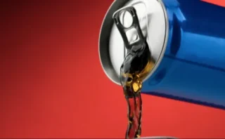 ⚠️ エナジードリンク成分「タウリン」が白血病細胞の成長を促進？最新研究の衝撃事実🧬