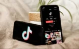 🚨「毒だと分かっているのにやめられない」──TikTokが10代に与える中毒性と社会的害悪