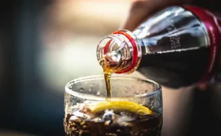 🥤トランプ大統領、「アメリカのコーラも“本物の砂糖”で作れ」と要望　メキシカンコーラとの味の違いが注目集める