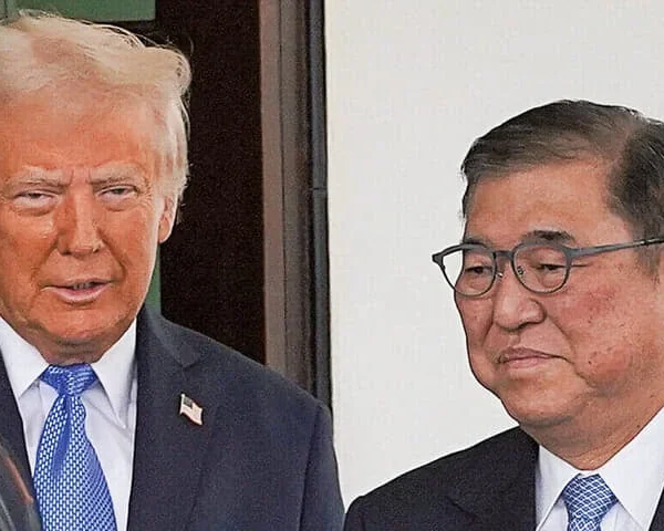 2025年8月12日、お盆休みの最中に日経平均株価が 4万2718円 を記録し、1年1カ月ぶりに史上最高値を更新しました。 7月末に4万円台を突破して以降、日本株市場は夏場に大きな盛り上がりを見せています。