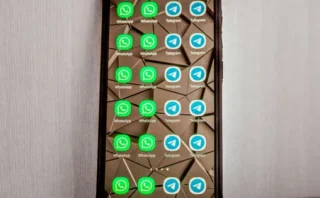 ロシア、WhatsAppとTelegramの通話を一部制限　「テロ活動や恐喝に利用」と主張