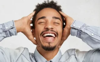 🤔 恥知らずに振る舞うことが戦略になる時代へ ― ビジネスや選挙で見える新しい潮流 🤔 恥知らずに振る舞うことが戦略になる時代へ ― ビジネスや選挙で見える新しい潮流