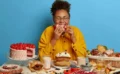 🧠 たった1回の高脂肪食で脳の血流が低下？脳卒中や認知症リスクにも影響か