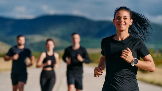 🏃‍♂️ いつものジョギングに「短距離走」を加えるだけで健康効果が劇的アップ！その理由とは？