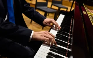 🎻 音楽家は「痛み」の感じ方が違う？──脳のトレーニングがもたらす驚きの変化