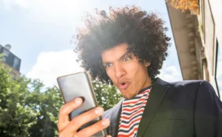 🔇 カリフォルニア州が「騒々しい広告」を禁止へ　NetflixやYouTubeの“音量オーバーCM”を規制