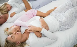 😴 睡眠中の脳内メカニズム解明！エネルギー消費は減るが血流は動的になる回復モードの秘密