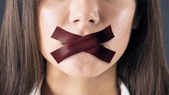 なぜ「言論の自由」が消えると陰謀論が増えるのか？最新の研究が解き明かす情報の空白と心理的トリック