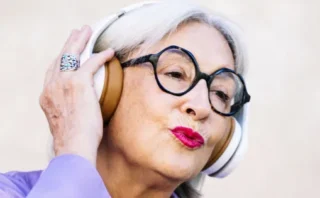 🎵 音楽を聴くことで認知症リスクが最大40％低下する可能性