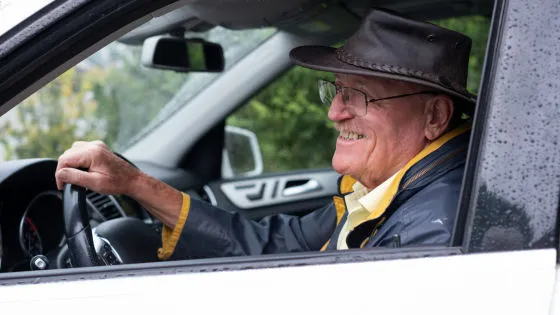 🚗 高齢者の「運転パターン」から認知機能低下の兆候を読み取れる