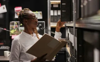 インターネットアーカイブの設備と運営の全貌──212PBを支える技術・資金・法廷闘争のリアル