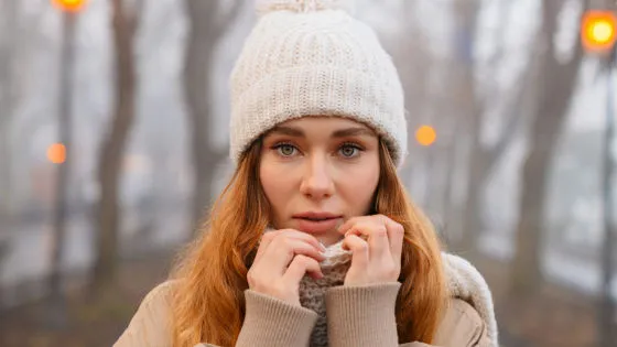 🥶🦠「寒いと風邪をひく」は本当？冬に病気が増える科学的な理由