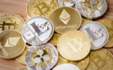 ミレイ大統領「LIBRA」仮想通貨スキャンダルとは？500万ドル契約疑惑と“クリプトゲート”の深層