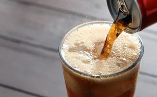 🥤 10代の不安障害リスクが34%増？「砂糖入り飲料」とメンタルヘルスを繋ぐ衝撃の研究結果