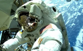 🚀 宇宙生活は人間の「重力感覚」をどう変えるのか？宇宙飛行士の脳で起きていた意外な変化