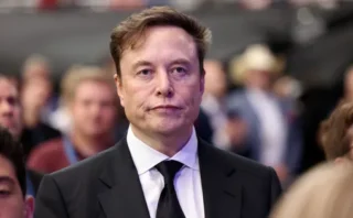 🚀 SpaceXがついにIPO申請、企業価値278兆円の史上最大級上場へ──イーロン・マスクは議決権85％超を維持