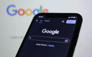 💰Googleに1180億円超の賠償請求　EU独禁法違反を受けて欧州出版社が集団訴訟、広告帝国に迫る解体圧力