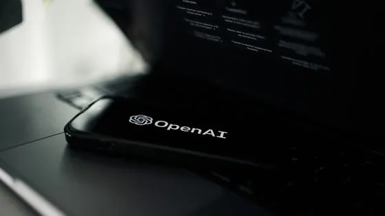 OpenAIが中国発の情報操作アカウントをBAN、米国の関税・AIデータセンター議論に介入か