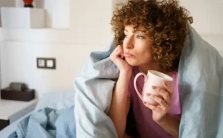 😴 鮮明な夢を見たのに疲れるのはなぜ？実は原因は「夢」ではなく睡眠の質だった