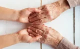 🧬 現代の若者は「生物学的に早く老化」している？ 若年がん増加との関連を大規模研究が指摘