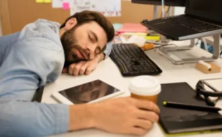 睡眠不足でも「20分の運動」で記憶力を守れる？30時間徹夜の実験で90分昼寝に匹敵する効果
